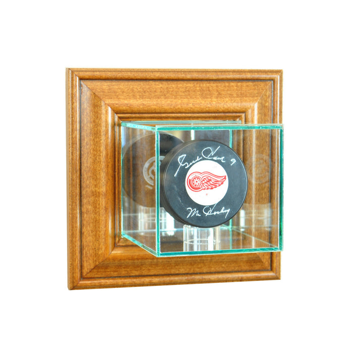 Wall Mounted Single Puck Display Case with Mirrors
